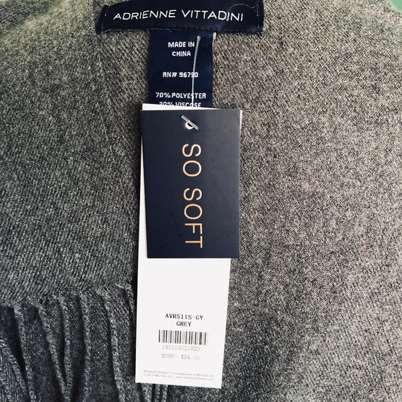 ADRIENNE VITTADINI Gray OSFM Wrap/Shawl with Fringe - Picture 5 of 6